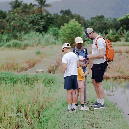 Ambow Homestay Jungle Trekking & Village Tour Букіт-Лаванґ Екстер'єр фото